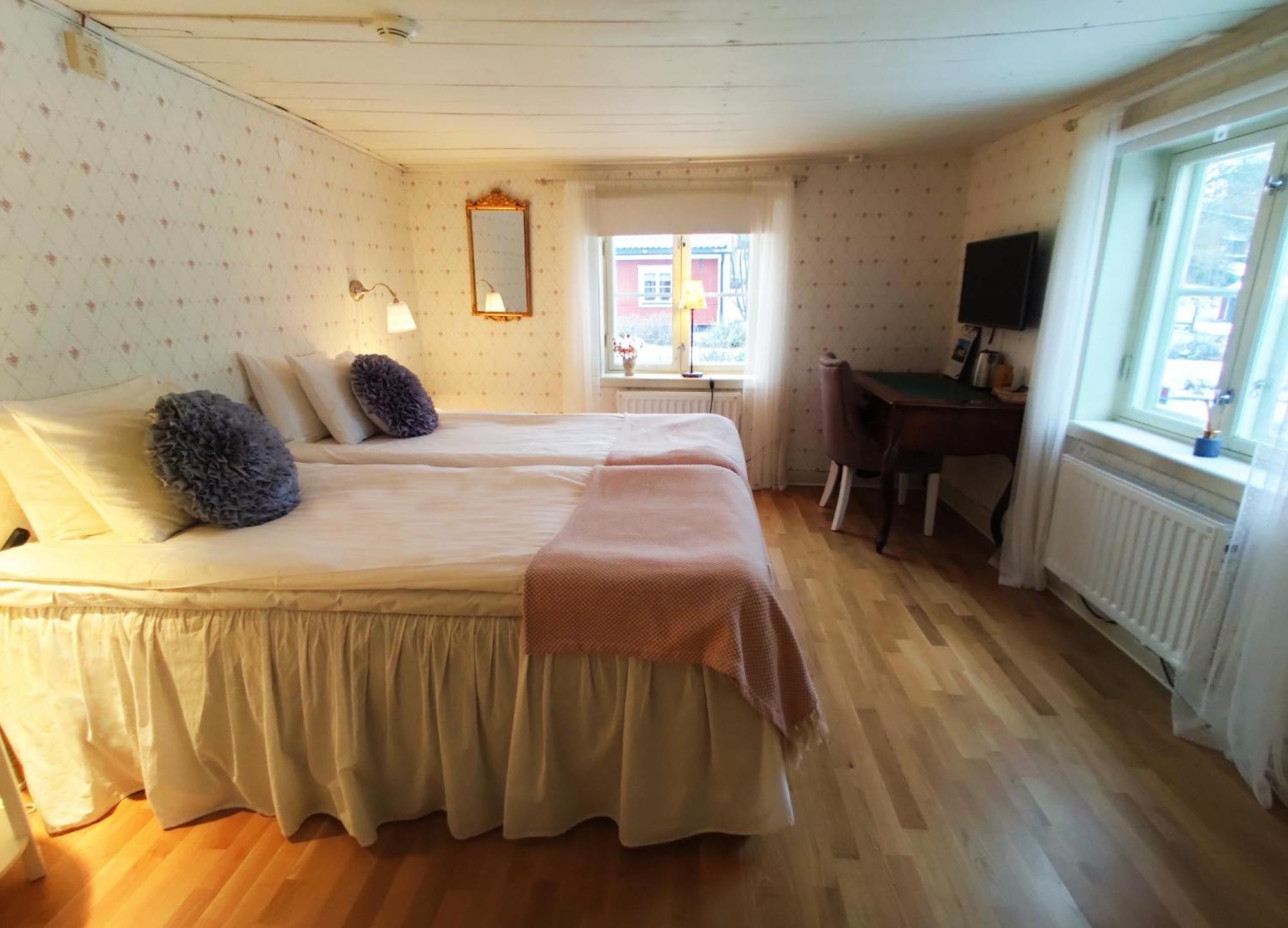 Gjestgiverier Riddersviks Herrgård 3*